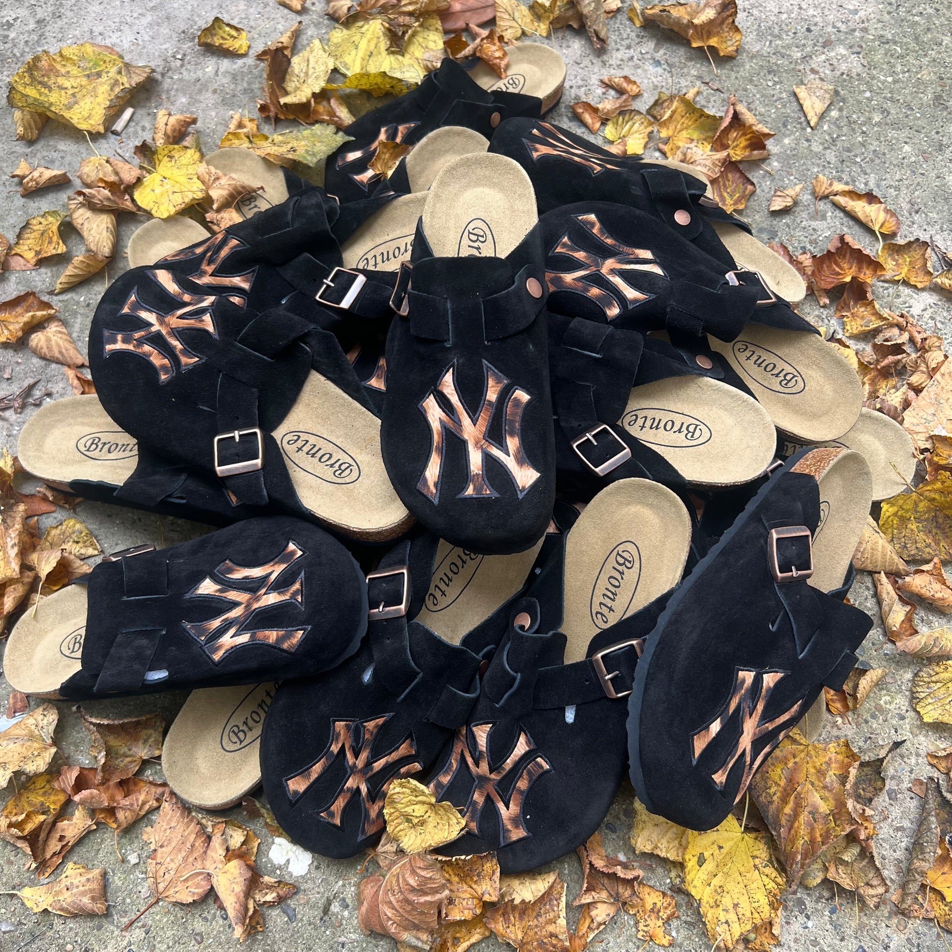 BLACK LEOPARD YORKIE SLIDE